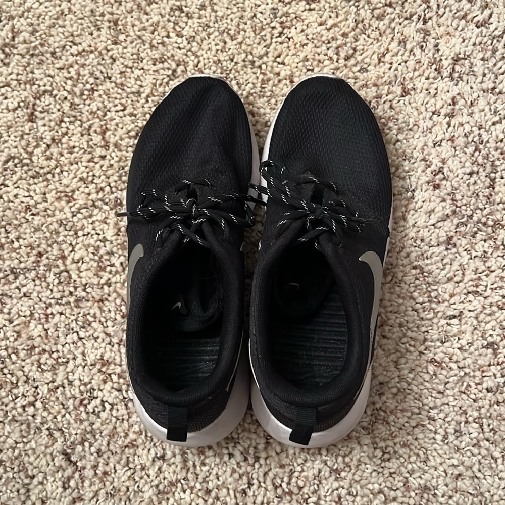 🏃🏼♀️ Black Nike Roche - Picture 5 of 8